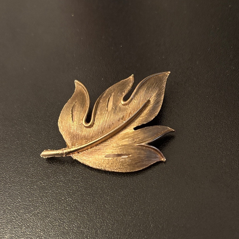 3/$15 - Elegant Gold Leaf Brooch